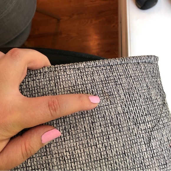 Clutch with beaded circle detail - Picture 8 of 8